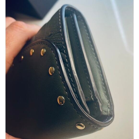 NWOT COACH Limited Edition Green and Gold Leather Long Wallet - Picture 4 of 7